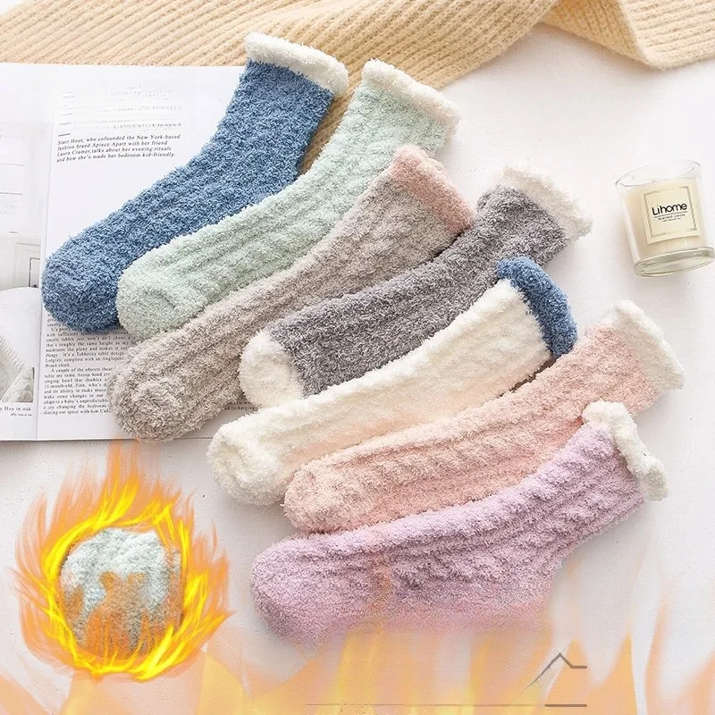 Winter Essential Мягкие носки из кораллового флиса Женские носки Mid Tube Теплые и уютные аксессуары для сна 1 пара